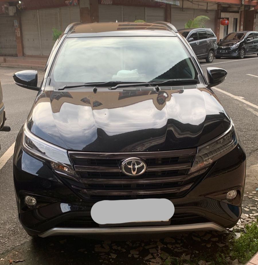 6 Seats Car