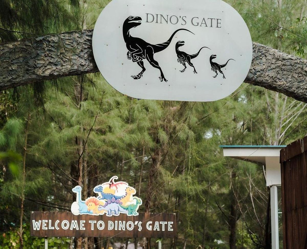 Dinos Gate
